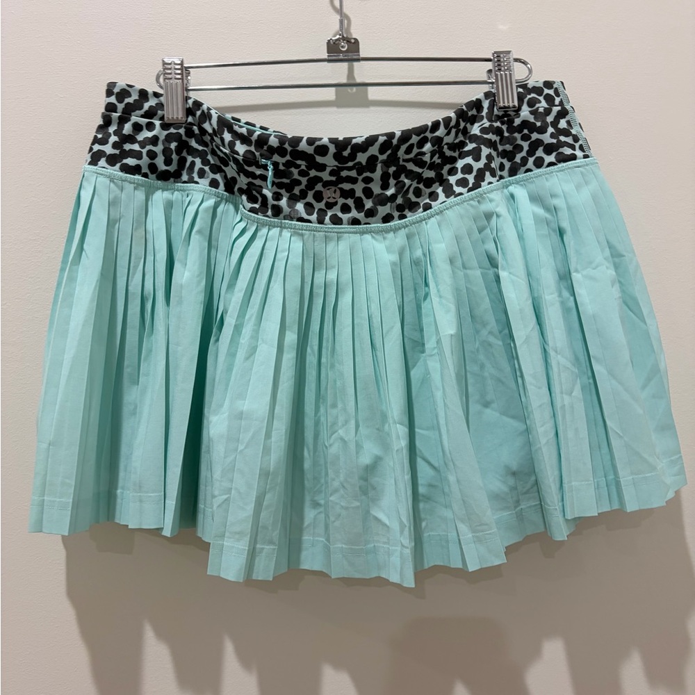 Lululemon pleat to street skort